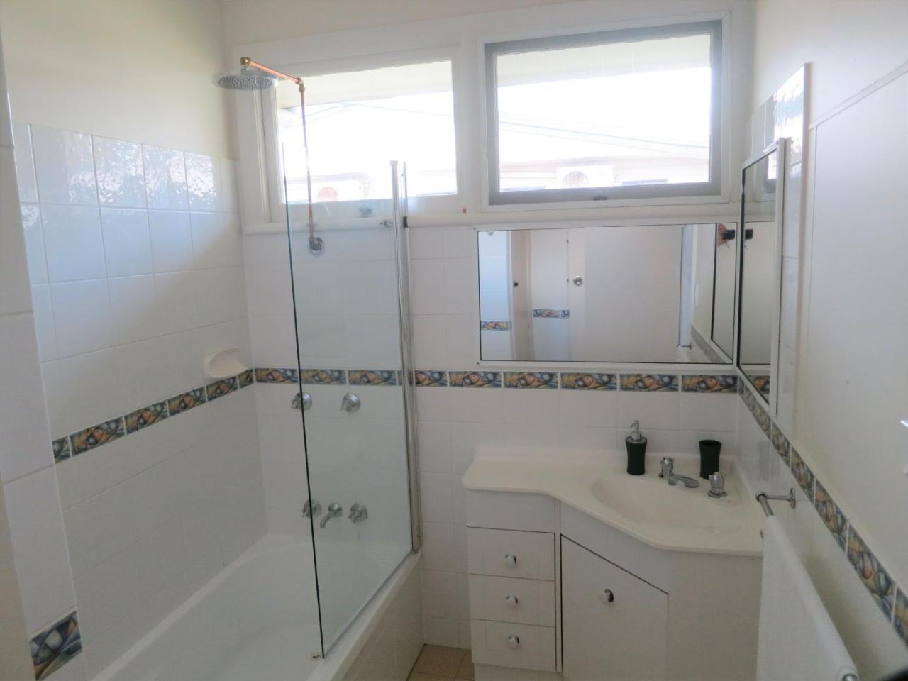 Edge Hill Clean & Green Cairns, 7 Minutes From The Airport, 7 Minutes To Cairns Cbd & Reef Fleet Terminal Eksteriør billede